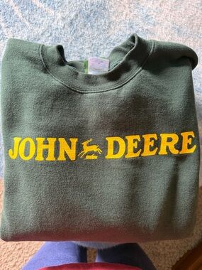 John Deere Men’s Dk Forest Green Sweatshirt Size XL